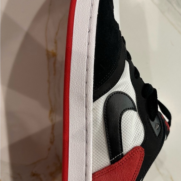 Men’s Nike Alleyoop Size 12 - Picture 3 of 6